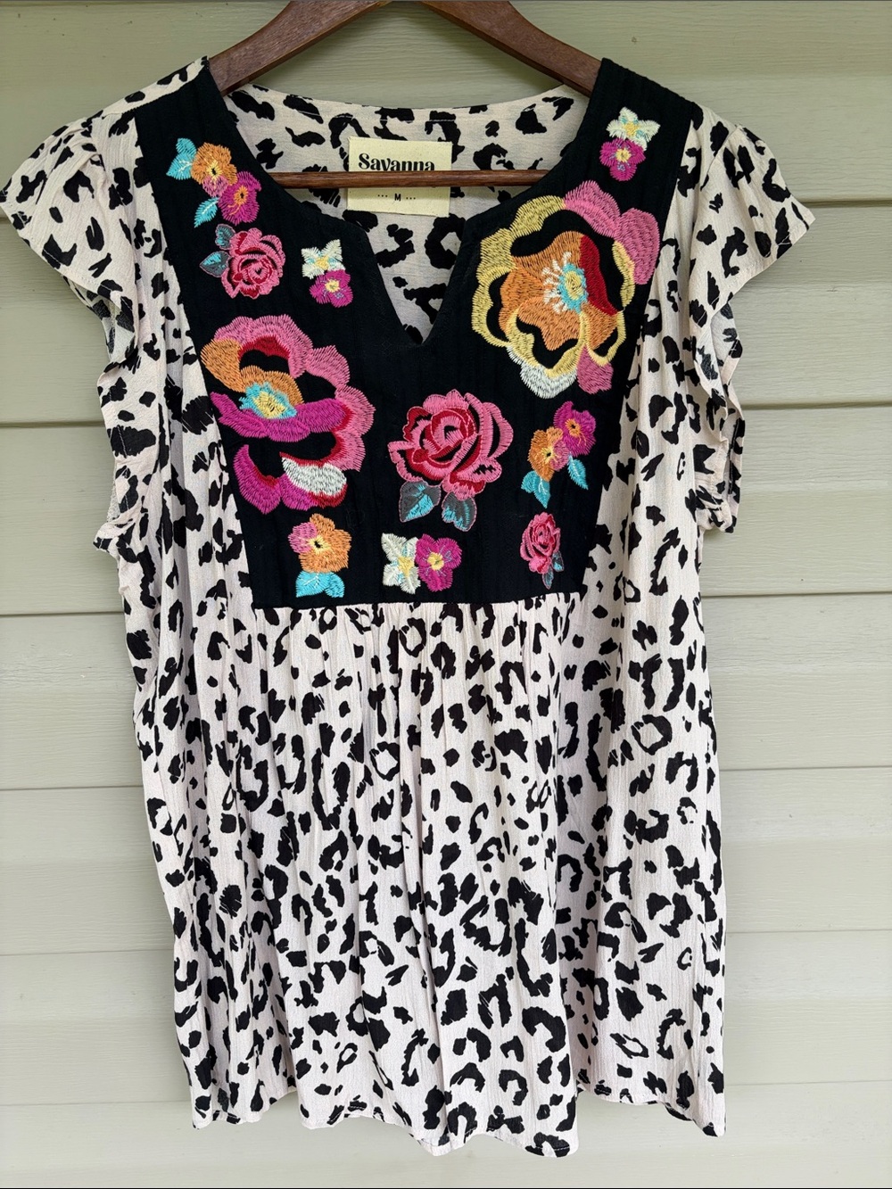 Savanna Jane Floral Cheetah Embroidered Top Medium